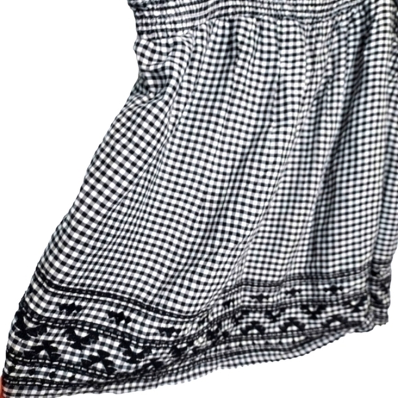 Old Navy NWT Black & White Crop Top Size Large - Picture 10 of 10